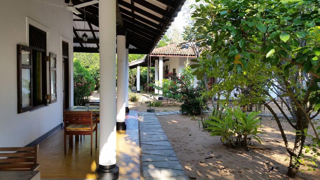 The Danish Villa Resort Arugam Bay Exterior photo